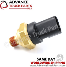 Load image into Gallery viewer, Advance Truck Parts 23527828 Detroit Diesel Oil Pressure Sensor