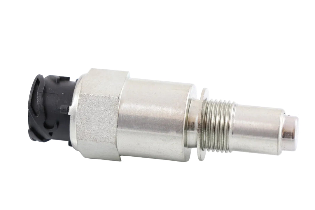Advance Truck Parts USA 215920102501 Siemens VDO speed sensor featuring metallic threaded body, hex collar, sensing tip, and black polymer electrical connection housing