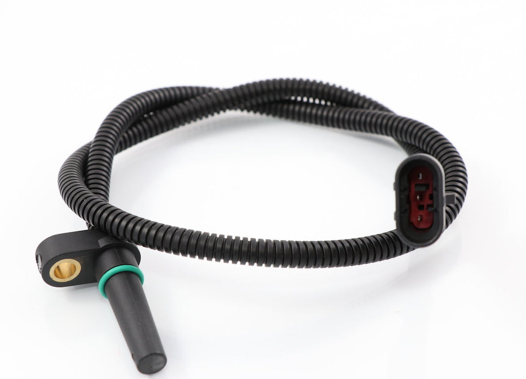 Advance Truck Parts USA 5550065 Cummins ISX turbocharger speed sensor kit showing a clean studio view of the sensor probe, corrugated protective loom, and electrical connector