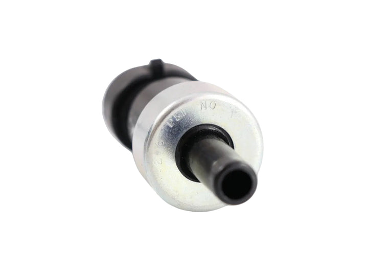 Advance Truck Parts USA 904-7791 pressure switch for trucks showing a clean angled studio view of the metallic port, stamped PSI markings, and black housing 