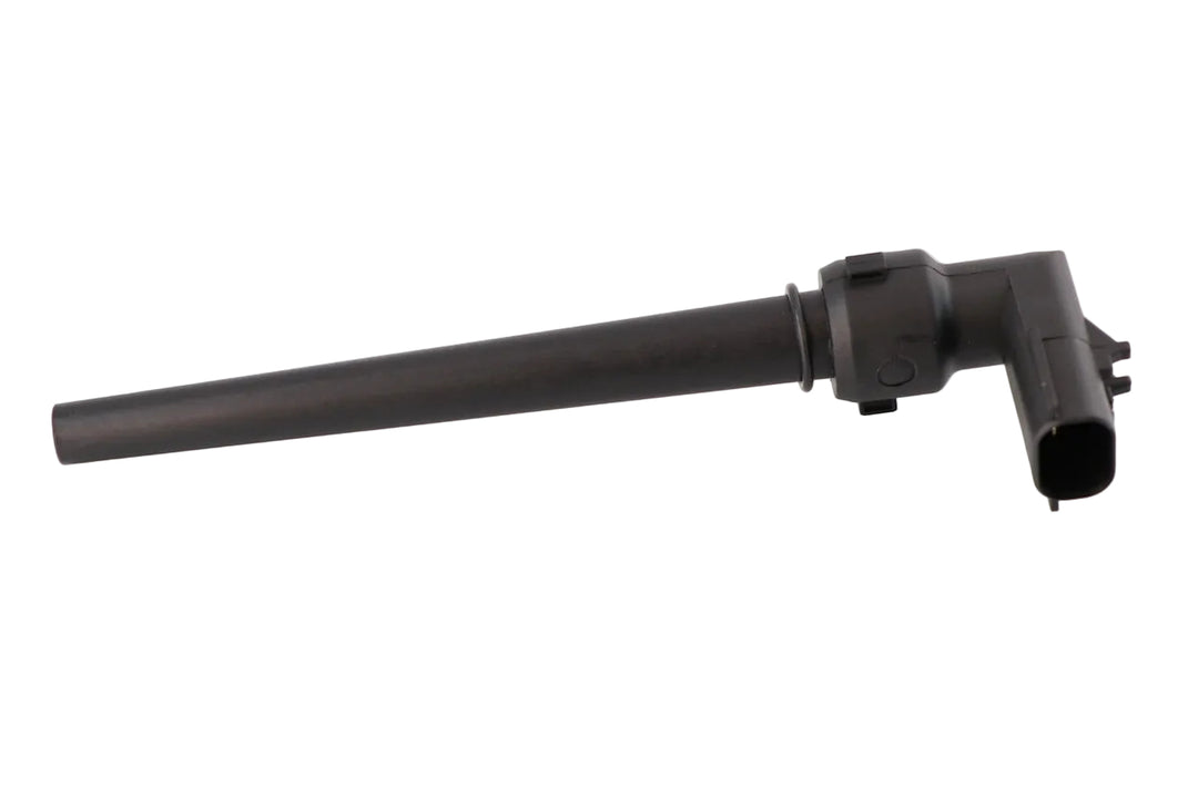 Advance Truck Parts USA Cascadia coolant level sensor 06-96622-000 featuring a long probe tube and 2-pin connector housing on a plain background