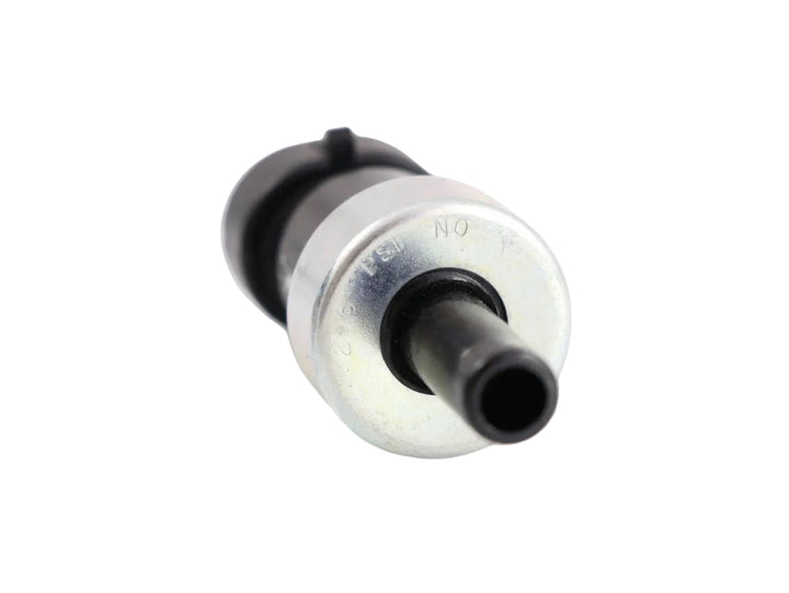Advance Truck Parts BX-5005735 pressure switch for Navistar International trucks showing port tip and metal housing on a plain background
