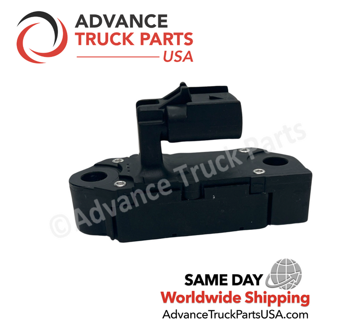 Advance Truck Parts USA Detroit Diesel EGR delta pressure sensor displaying a side profile view of the housing and electrical connector tower
