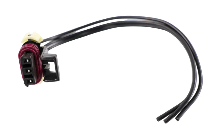 Advance Truck Parts USA W094112 3-pin pigtail connector for coolant level sensors featuring black lead wires and a purple weather seal 