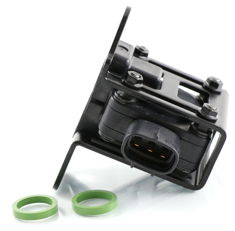 Advance Truck Parts USA 4921728 Cummins EGR differential pressure sensor featuring mounting bracket, 3-pin connector, and two seals on a plain background
