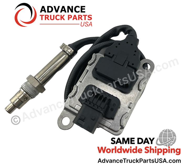 Advance Truck Parts USA EA0111531628 Freightliner Detroit Diesel nitrogen oxide sensor showing a studio perspective of the electronic control unit and connector port