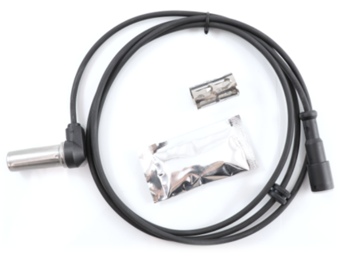 Advance Truck Parts USA R955328 4410309152 right angle ABS sensor kit showing a clean studio perspective of the 69-inch wire harness, right-angle sensor probe, dielectric grease packet, and mounting clip