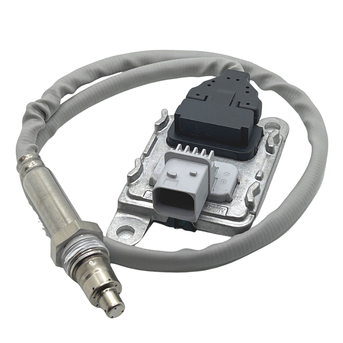 Advance Truck Parts USA RA0101532028 Freightliner Detroit Diesel nitrogen oxide sensor showing a studio perspective of the electronic control unit and threaded probe