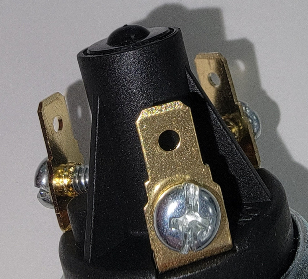 Air Brake Pressure Switch ATP W021280D set at 70 psi.