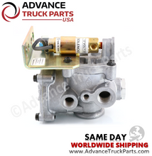 Load image into Gallery viewer, 5040-311-01 Freightliner Paccar Lift Axle Control Valve with Solenoid