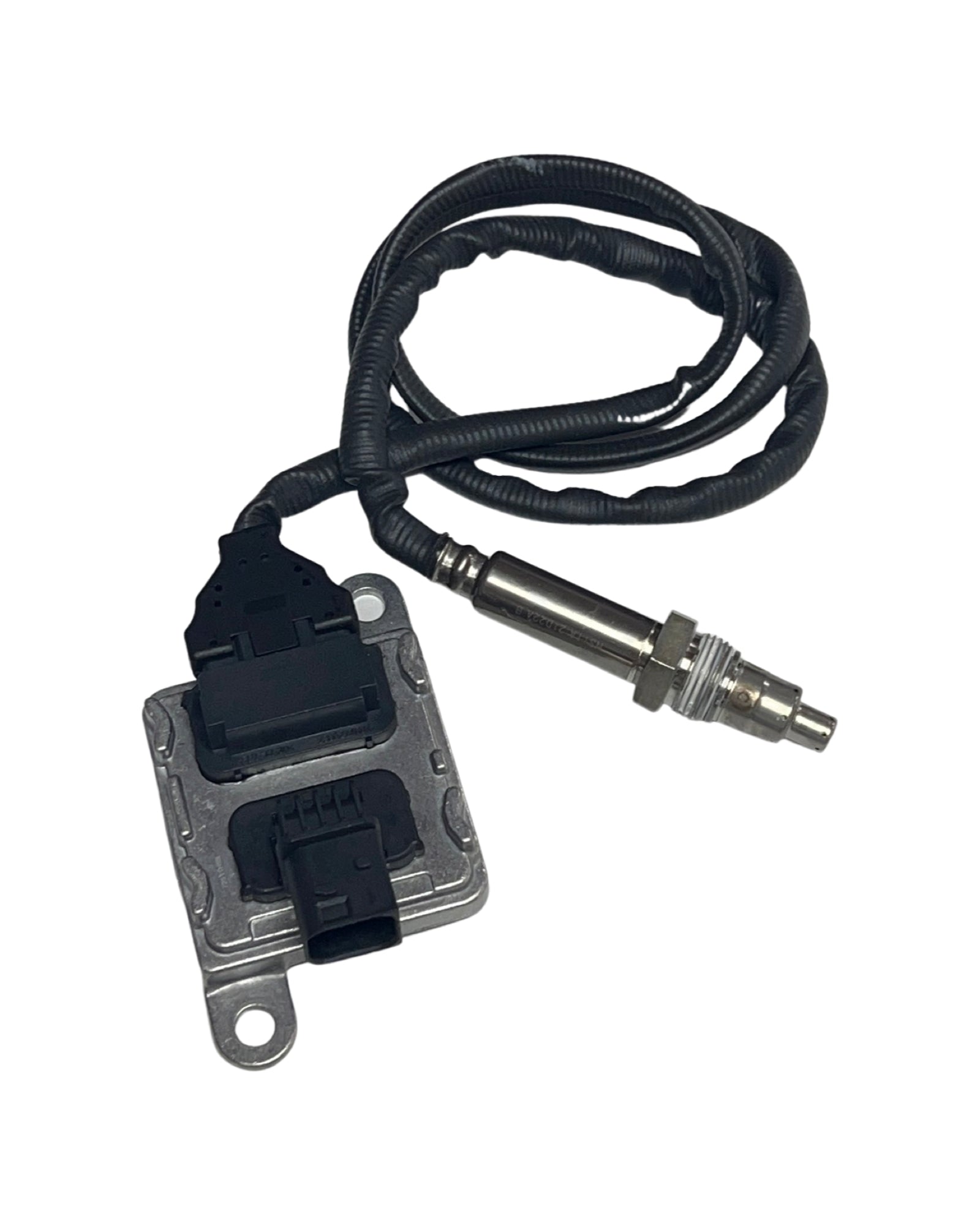Advance Truck Parts USA 1954665PRX Paccar nitrogen oxide NOx sensor assembly with control module on a plain background