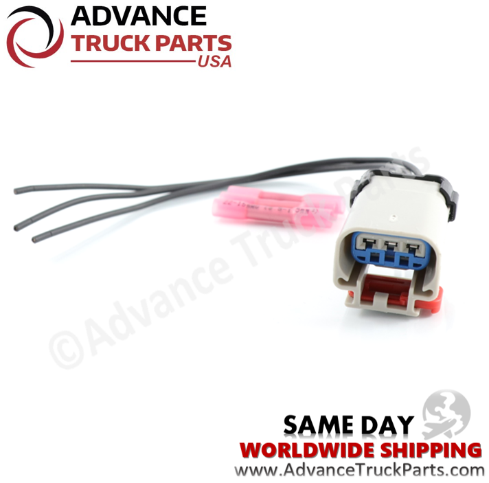 Advance Truck Parts USA Cummins ISX fuel pressure sensor harness connector displaying a studio perspective of the pigtail and butt splices 