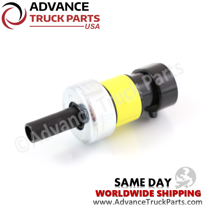 Advance Truck Parts USA pressure switch for Navistar International displaying a studio perspective of the port stem and housing